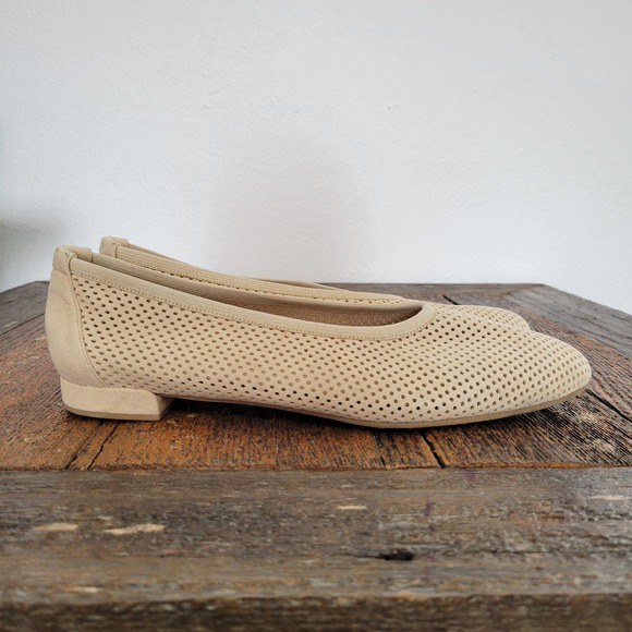 Stuart Weitzman Shoes - Stuart Weitzman Perforated Leather Cream Round Toe Flats